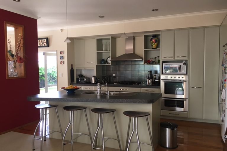 Photo of property in 16 Buckland Place, Cambridge, 3434