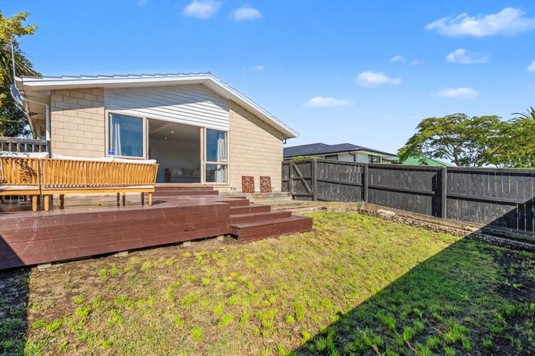 Photo of property in 66 Bickerton Street, Wainoni, Christchurch, 8061