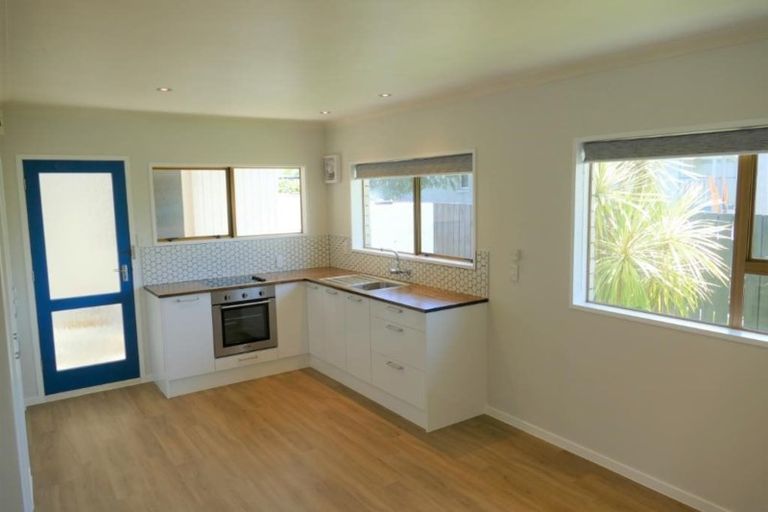 Photo of property in 2/388 Devonport Road, Tauranga South, Tauranga, 3112