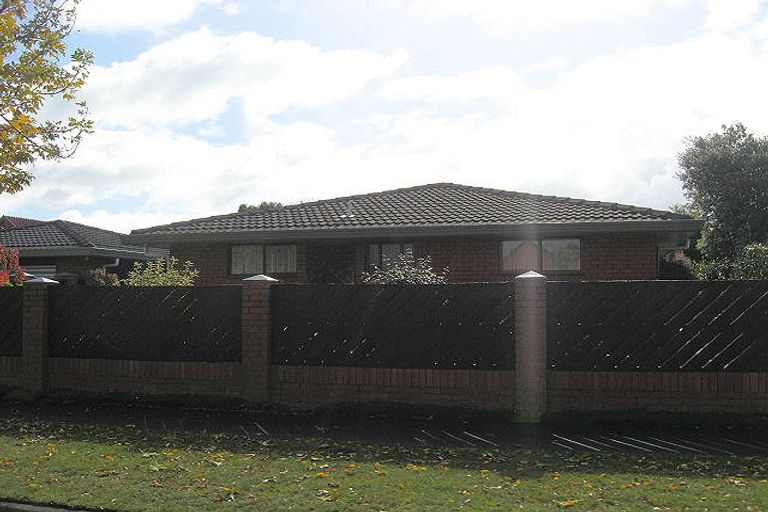 Photo of property in 14 Sayers Crescent, Ilam, Christchurch, 8041