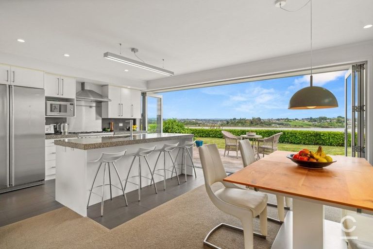 Photo of property in 23 Rewarewa Place, Matua, Tauranga, 3110