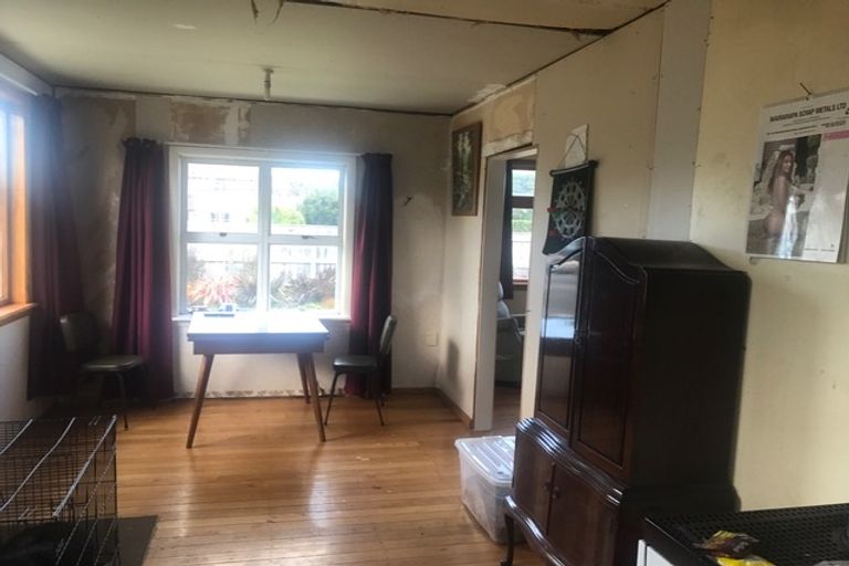 Photo of property in 284 High Street South, Carterton, 5713