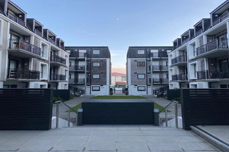 Photo of property in 1/11e Newtown Avenue, Newtown, Wellington, 6021