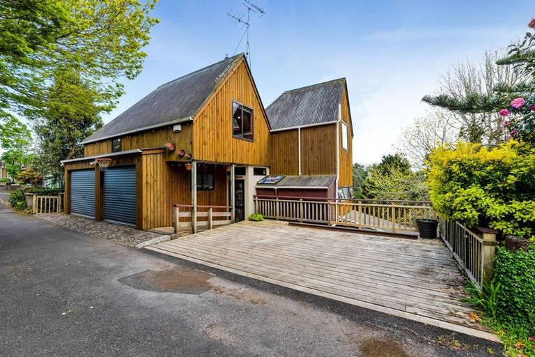 Photo of property in 73d Govett Avenue, Frankleigh Park, New Plymouth, 4310