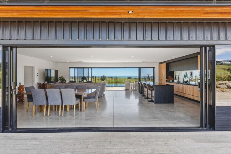 Photo of property in 574 Mokau Road, Mimi, Urenui, 4377