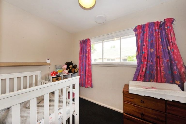 Photo of property in 34 Lyndhurst Crescent, Aranui, Christchurch, 8061