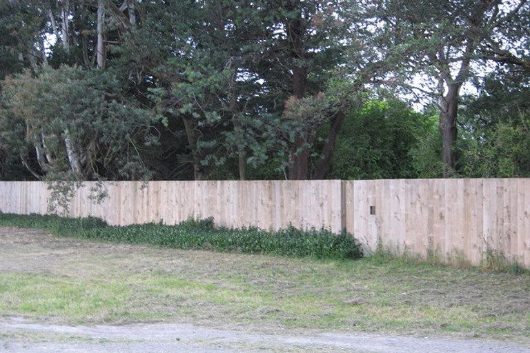 Photo of property in 5 Ashworths Road, Amberley, 7481