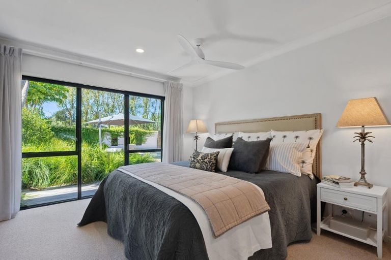 Photo of property in 44 Hardens Lane, Paremoremo, Auckland, 0632