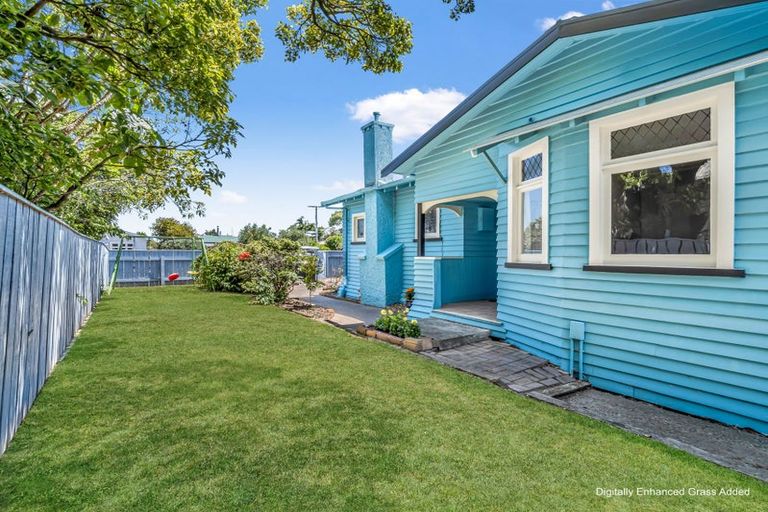 Photo of property in 93 Wood Street, Takaro, Palmerston North, 4410