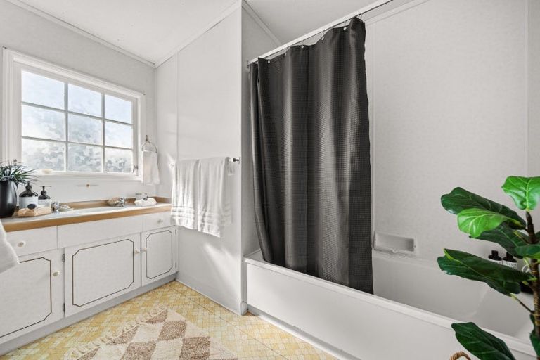 Photo of property in 18a Cooper Street, Lansdowne, Masterton, 5810