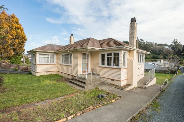 Photo of property in 182 Waimea Road, Nelson South, Nelson, 7010