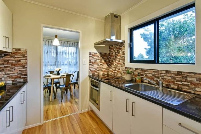 Photo of property in 83 Thompson Terrace, Manurewa, Auckland, 2102