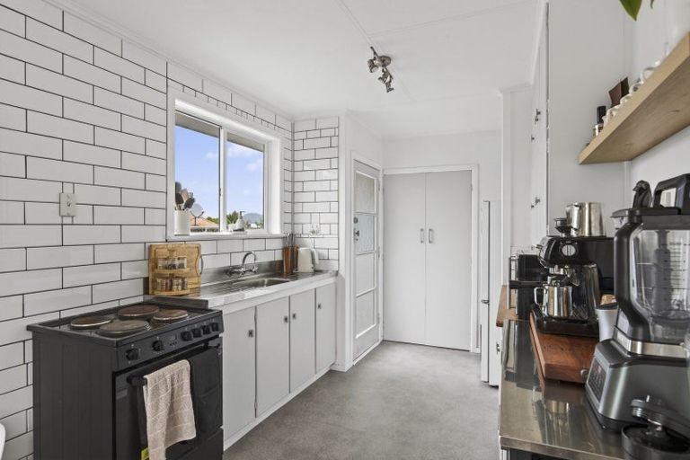 Photo of property in 60 Rosendale Avenue, Spotswood, New Plymouth, 4310