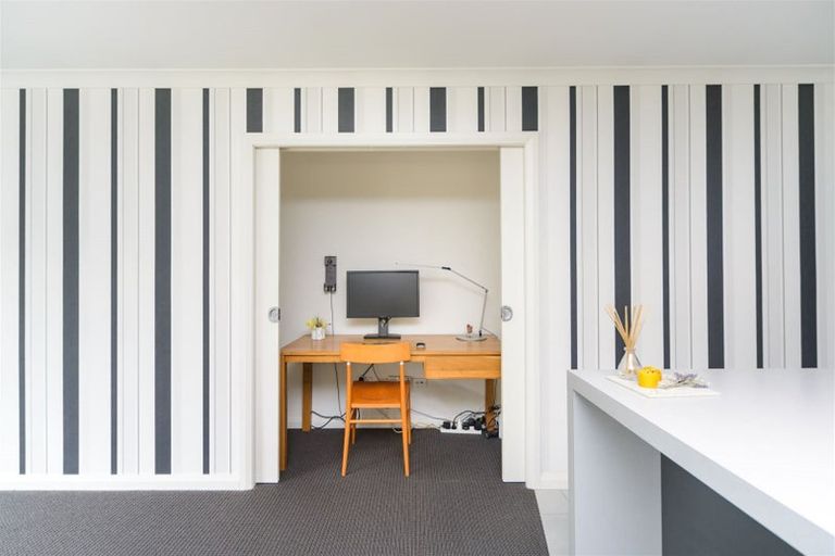 Photo of property in 12a Conway Place, Terrace End, Palmerston North, 4410