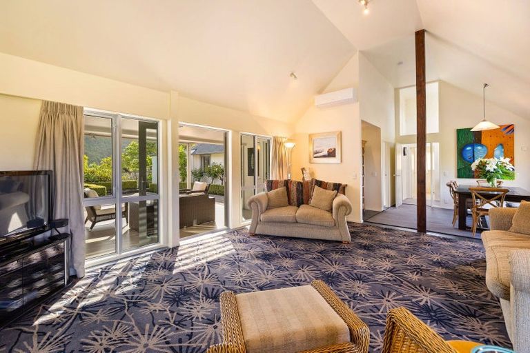 Photo of property in 3 Stafford Street, Arrowtown, 9302