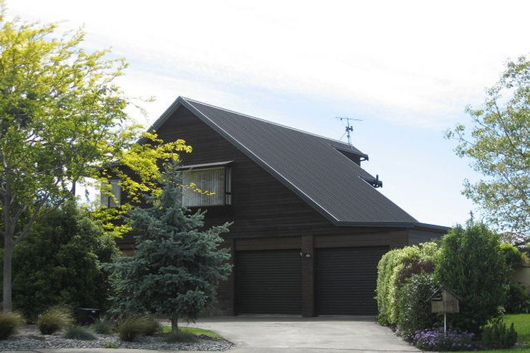 Photo of property in 10 Logan Place, Blenheim, 7201