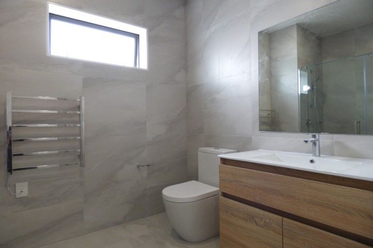 Photo of property in 213/98 Haverstock Road, Sandringham, Auckland, 1025