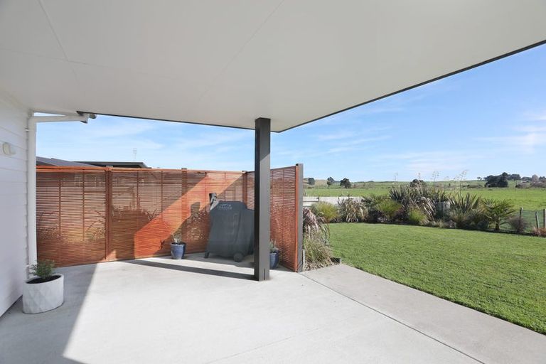 Photo of property in 6 George Street, Bulls, 4818