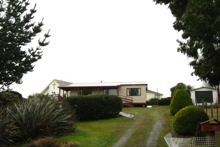 Photo of property in 16 Henry Street, Waikouaiti, 9510