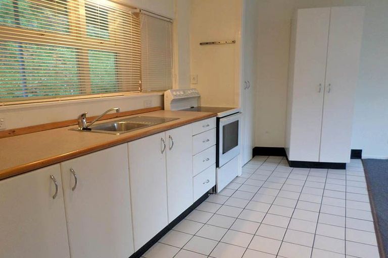 Photo of property in Parkland Flats, 16/51 Adams Terrace, Kelburn, Wellington, 6021