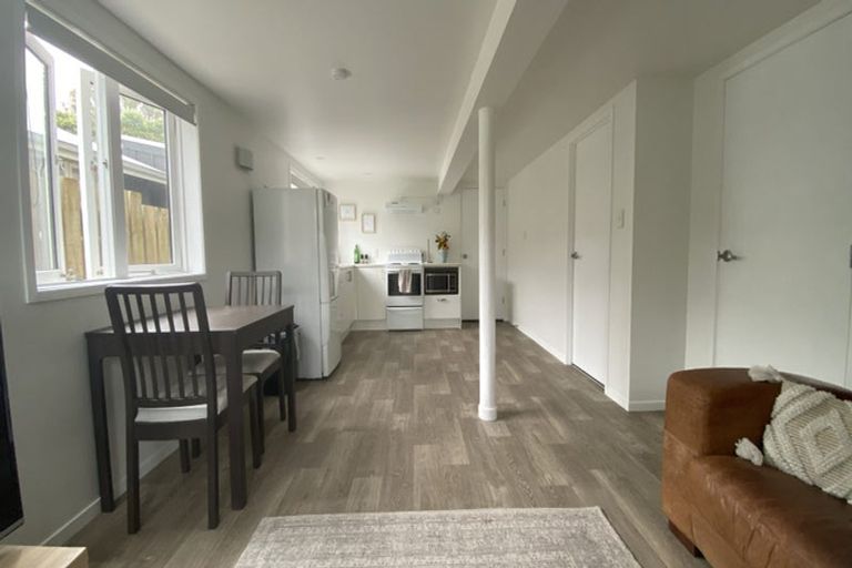 Photo of property in 42 Pitau Road, Mount Maunganui, 3116