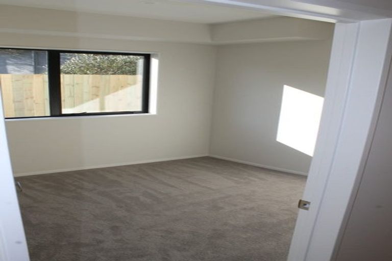 Photo of property in 38d Wicklam Lane, Greenhithe, Auckland, 0632