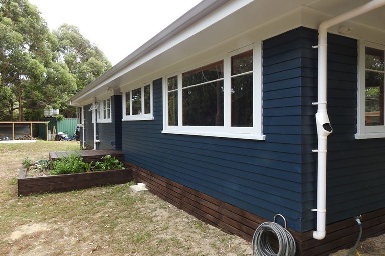 Photo of property in 11 Mick Dillon Road, Tahekeroa, Kaukapakapa, 0873
