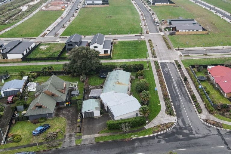 Photo of property in 43 Radiata Street, Fairview Downs, Hamilton, 3214