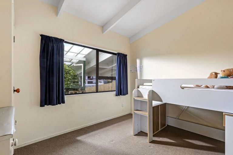 Photo of property in 233 Vipond Road, Stanmore Bay, Whangaparaoa, 0932