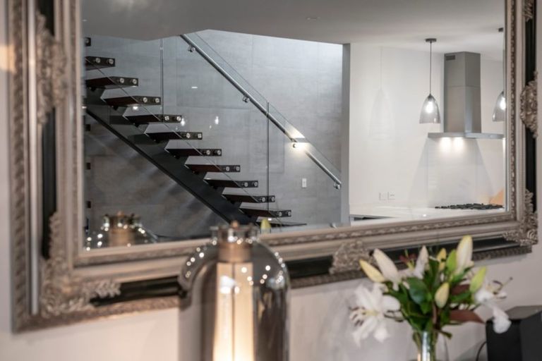 Photo of property in 5 Garland Lane, Leamington, Cambridge, 3432