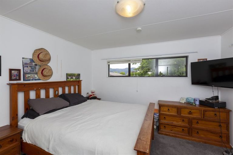 Photo of property in 26 Langdale Avenue, Paraparaumu, 5032