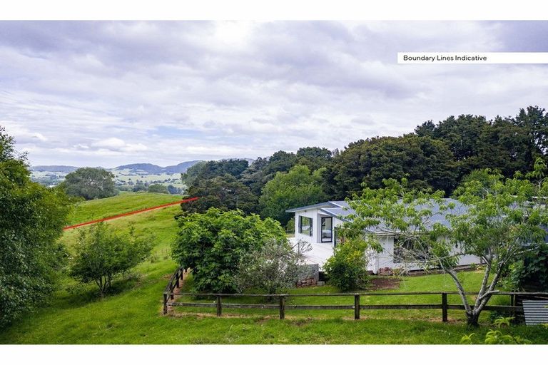 Photo of property in 45 Nikau Lane, Maungaturoto, 0520