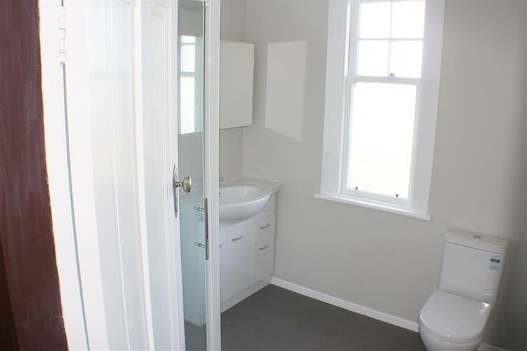 Photo of property in 17 Rakau Road, Hataitai, Wellington, 6021