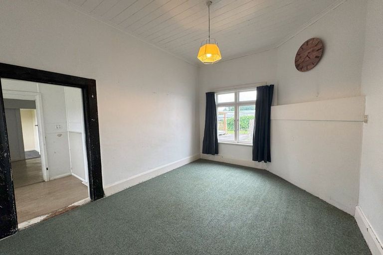 Photo of property in 48 Fitchett Street, Palmerston North, 4410