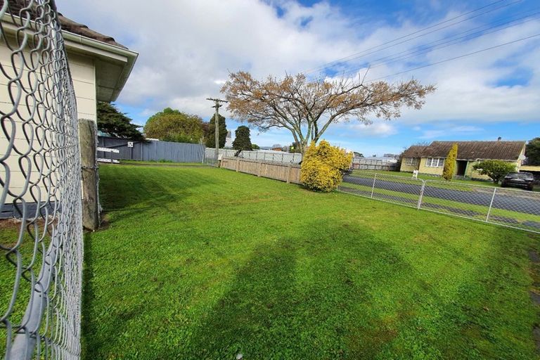 Photo of property in 24 Miro Street, Elgin, Gisborne, 4010
