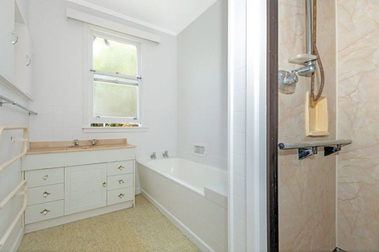 Photo of property in 6 Clarence Street, Te Hapara, Gisborne, 4010