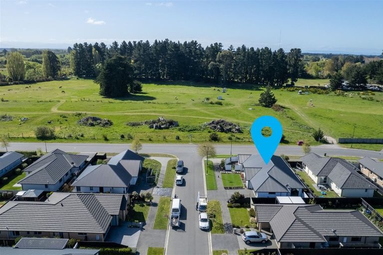 Photo of property in 20 Dunlops Crescent, Marshland, Christchurch, 8083