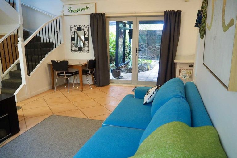 Photo of property in 9 Langley Place, Raglan, 3225