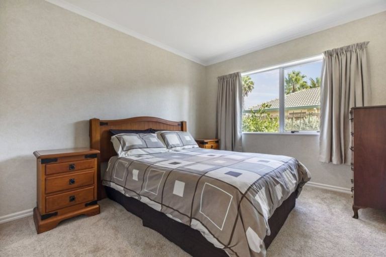 Photo of property in 90 Santa Monica Drive, Papamoa Beach, Papamoa, 3118