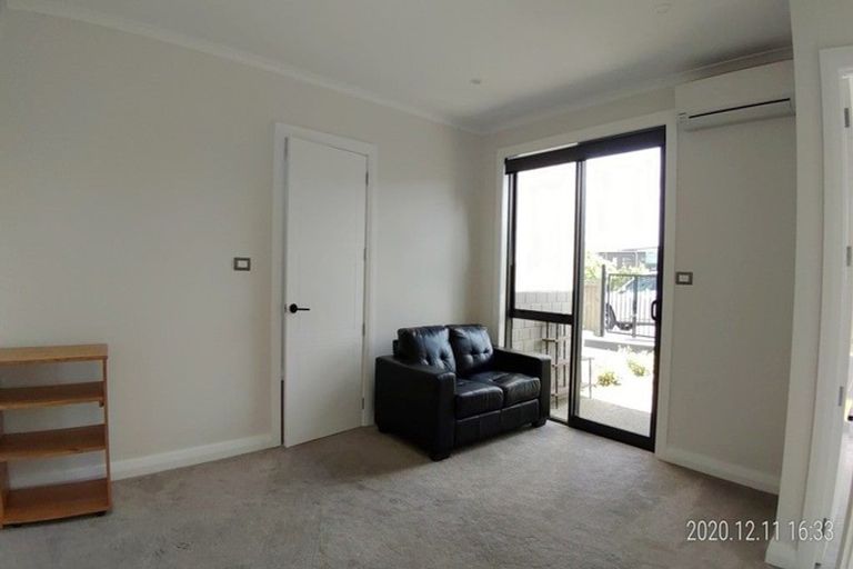 Photo of property in 27 Te Oneroa Way, Long Bay, Auckland, 0630