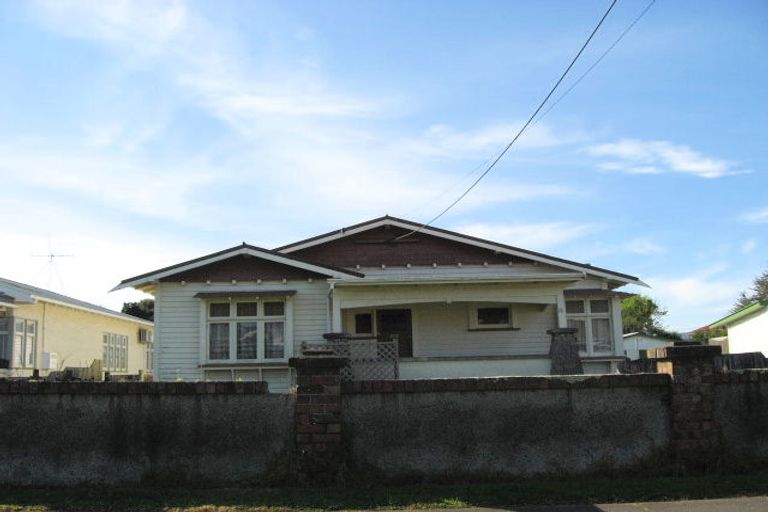 Photo of property in 16 Koromiko Road, Gonville, Whanganui, 4501