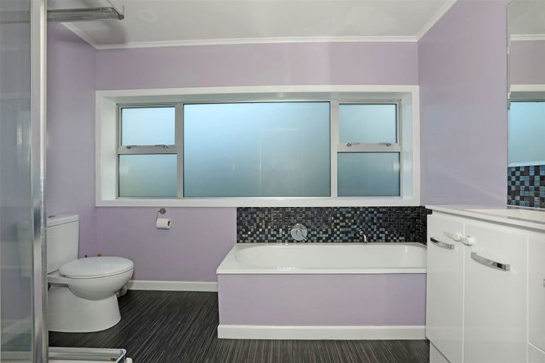 Photo of property in 25 Levin Street, Halcombe, Feilding, 4779