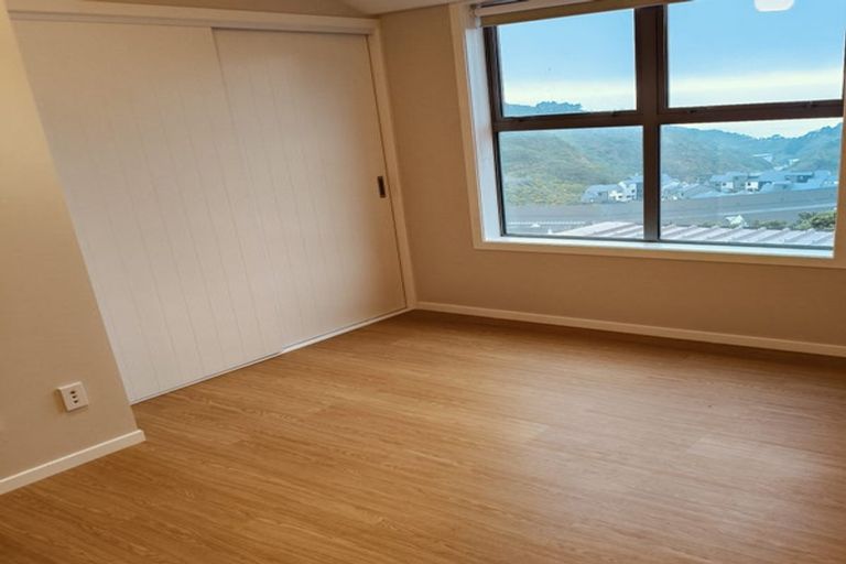 Photo of property in 2/30d John Sims Drive, Broadmeadows, Wellington, 6037