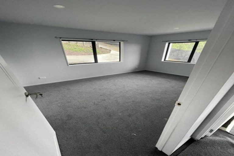 Photo of property in 262a Sturges Road, Henderson, Auckland, 0612