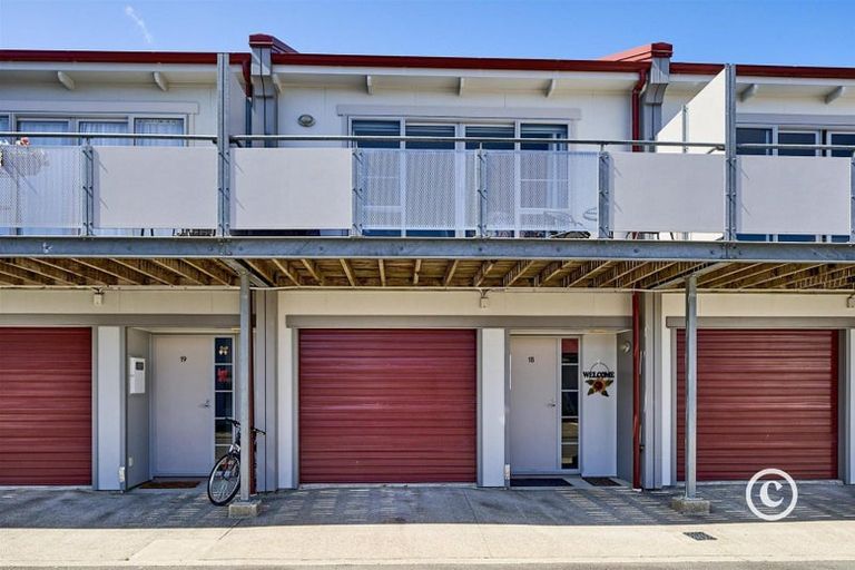 Photo of property in Monterey Apartments, 18/232 Middleton Road, Glenside, Wellington, 6037