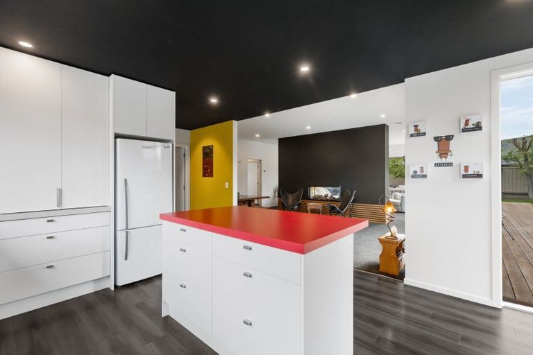 Photo of property in 16 Hosking Drive, Cromwell, 9310