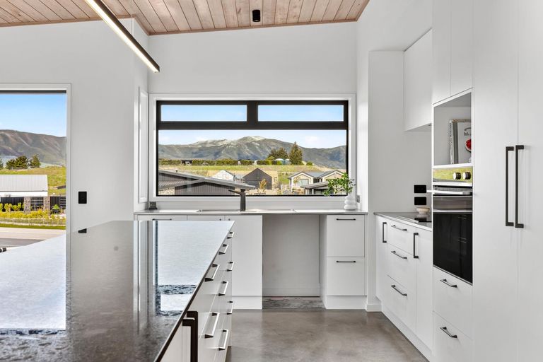 Photo of property in 36 Atkins Road, Luggate, Wanaka, 9382