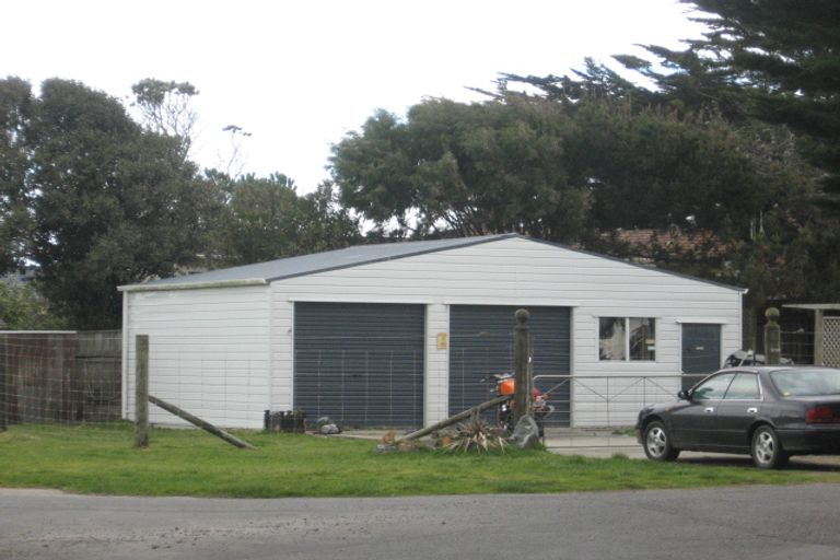 Photo of property in 65 Park Avenue, Waitarere Beach, Levin, 5510