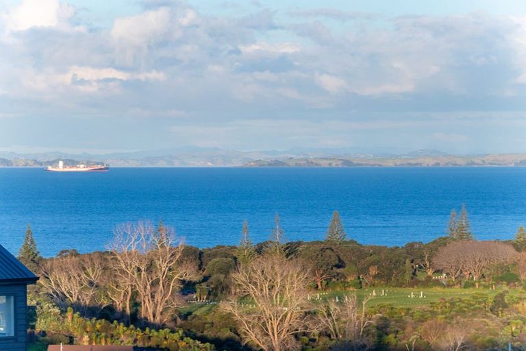 Photo of property in 51 Kumukumu Road, Long Bay, Auckland, 0630