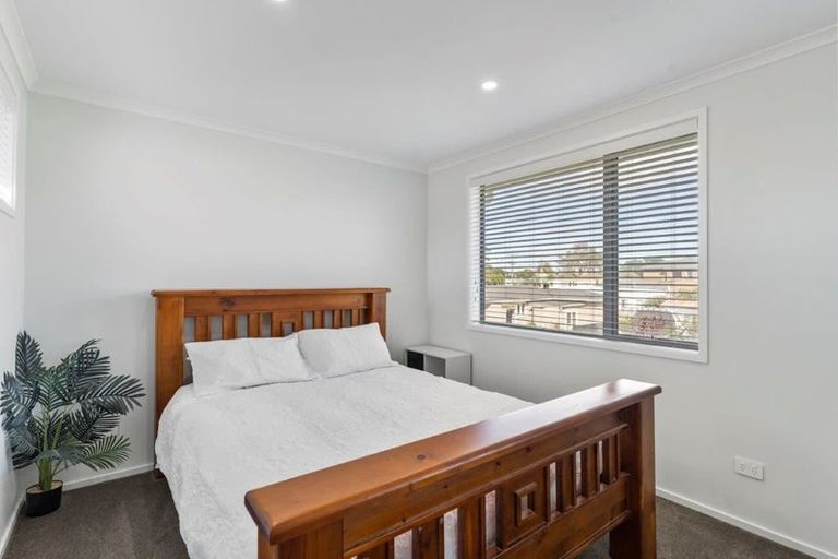 Photo of property in 77a Riverside Road, Orewa, 0931